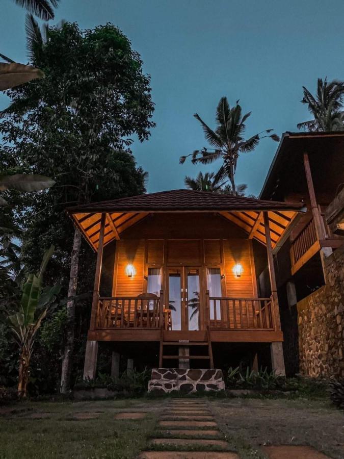 Uma D'Nyuh Homestay سينغاراجا المظهر الخارجي الصورة